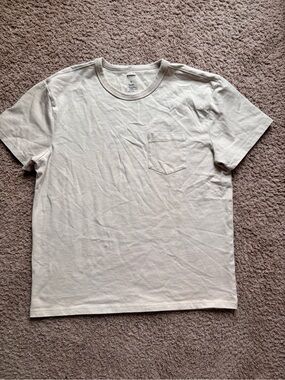 Sonoma Men's Short Sleeve Crew Neck Pocket T-Shirt in Light Beige